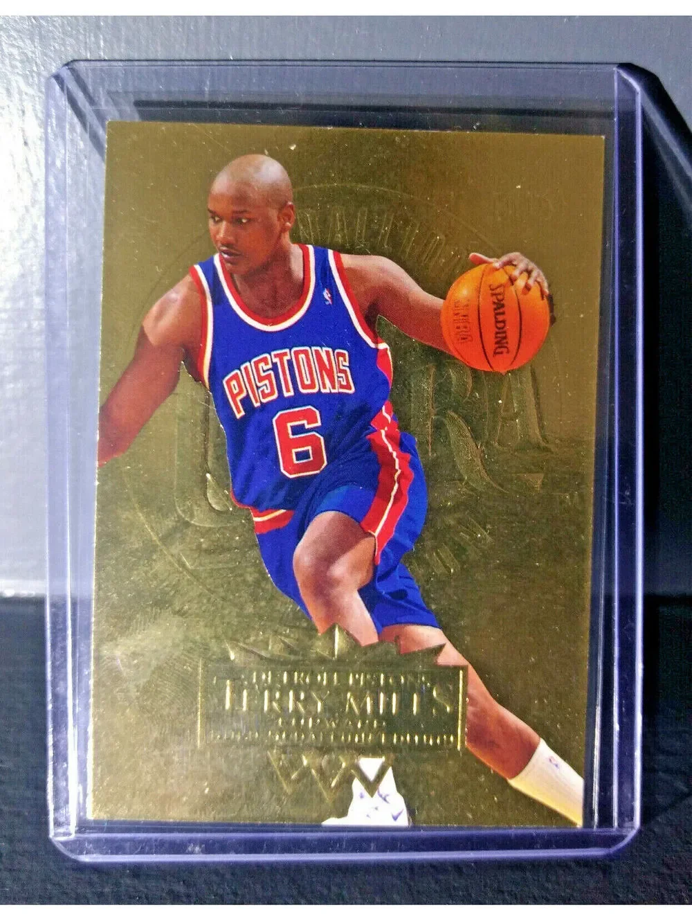 1995-96 Terry Mills Fleer Ultra Gold Medallion #55 Basketball Card